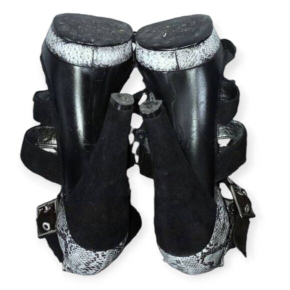 VEDETTE BLACK & GRAY SNAKE PRINT PLATFORM HEELS SZ.4.5 EUC - Picture 7 of 7